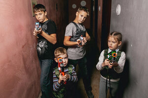 Фотография экшн-игры Лазертаг от компании Корпорация праздников (Фото 3)