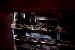 Фотография перформанса The Price of Life от компании Diffraction оf Reality (Фото 4)