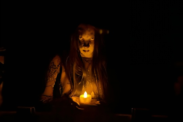 Фотография перформанса «Отель грехов: ночь расплаты»